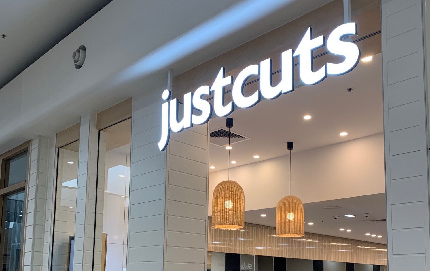 Just Cuts lake Haven Complete Commercial Construction