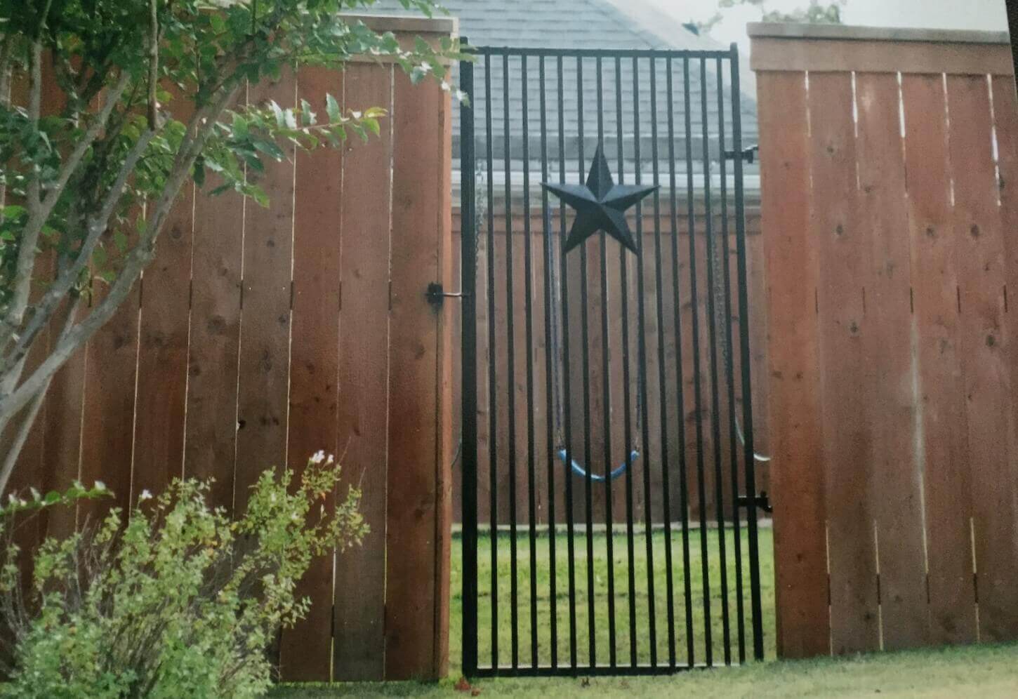 Professional Fence Repair Service Provider in Burleson, TX 76028