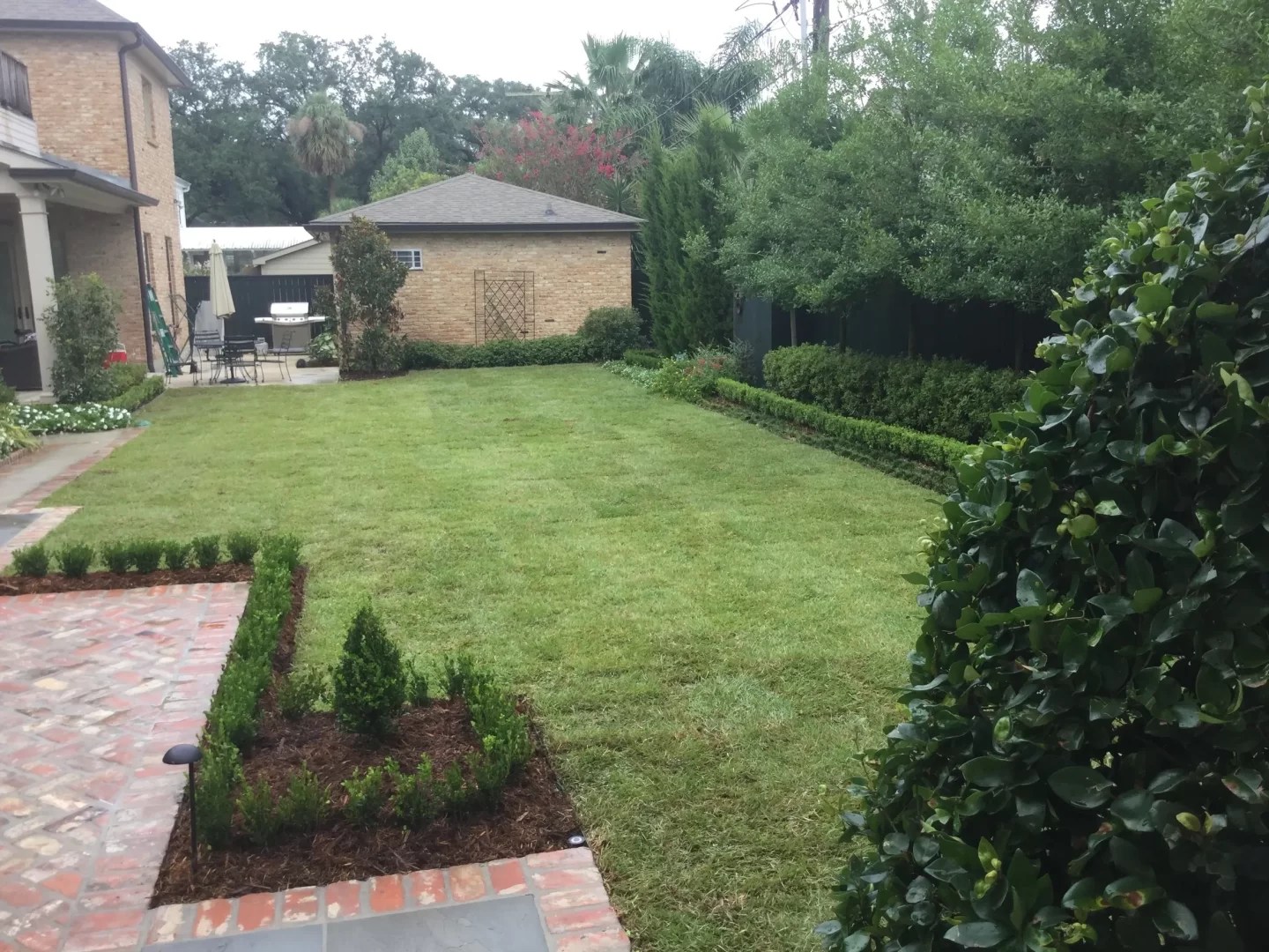 Transform Your Large Yard with These Creative Landscaping Ideas