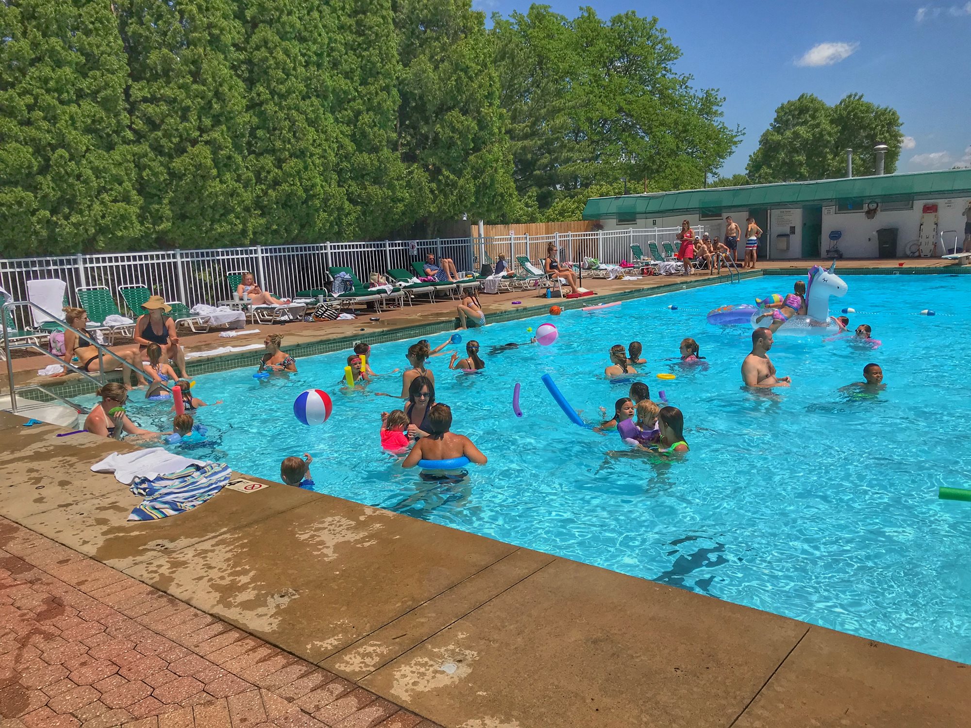 Club Pool Country Club of Lansing, Lansing, MI