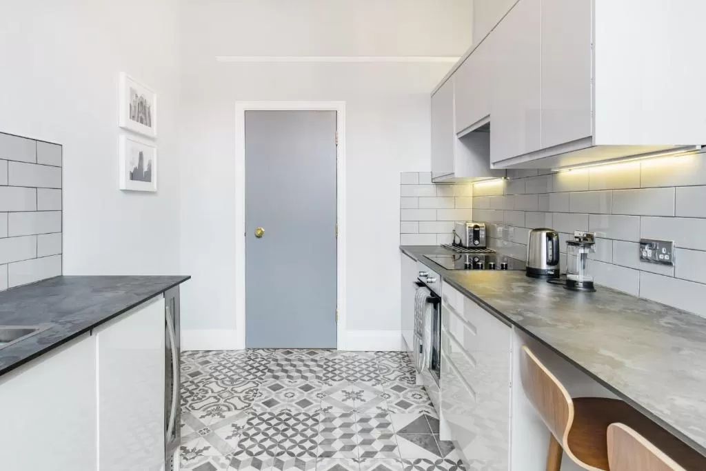 Claremont Apartments Carr Construction & Restoration