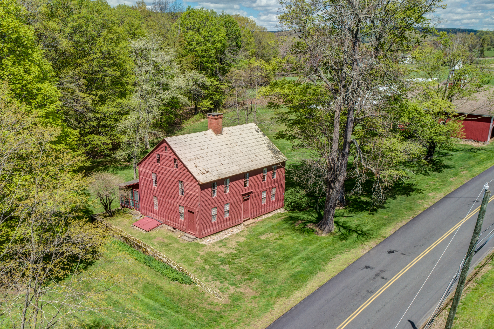 143 Simsbury Road, Granby, CT Connecticut Commercial Realty & Select