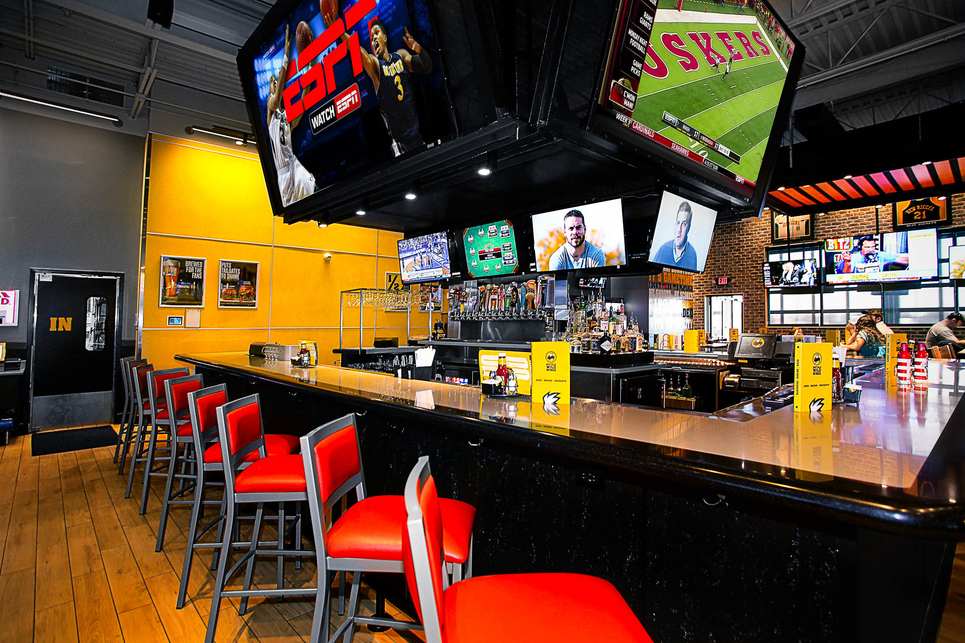 Buffalo Wild Wings CCS Construction