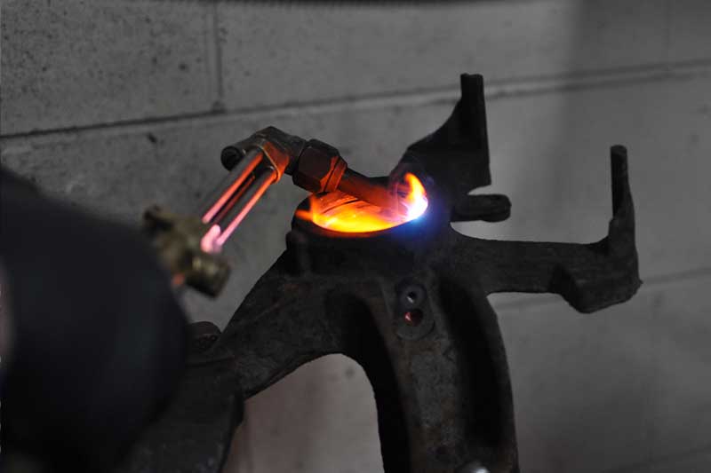 C&C Auto Repair Mechanics For All Your Car Needs