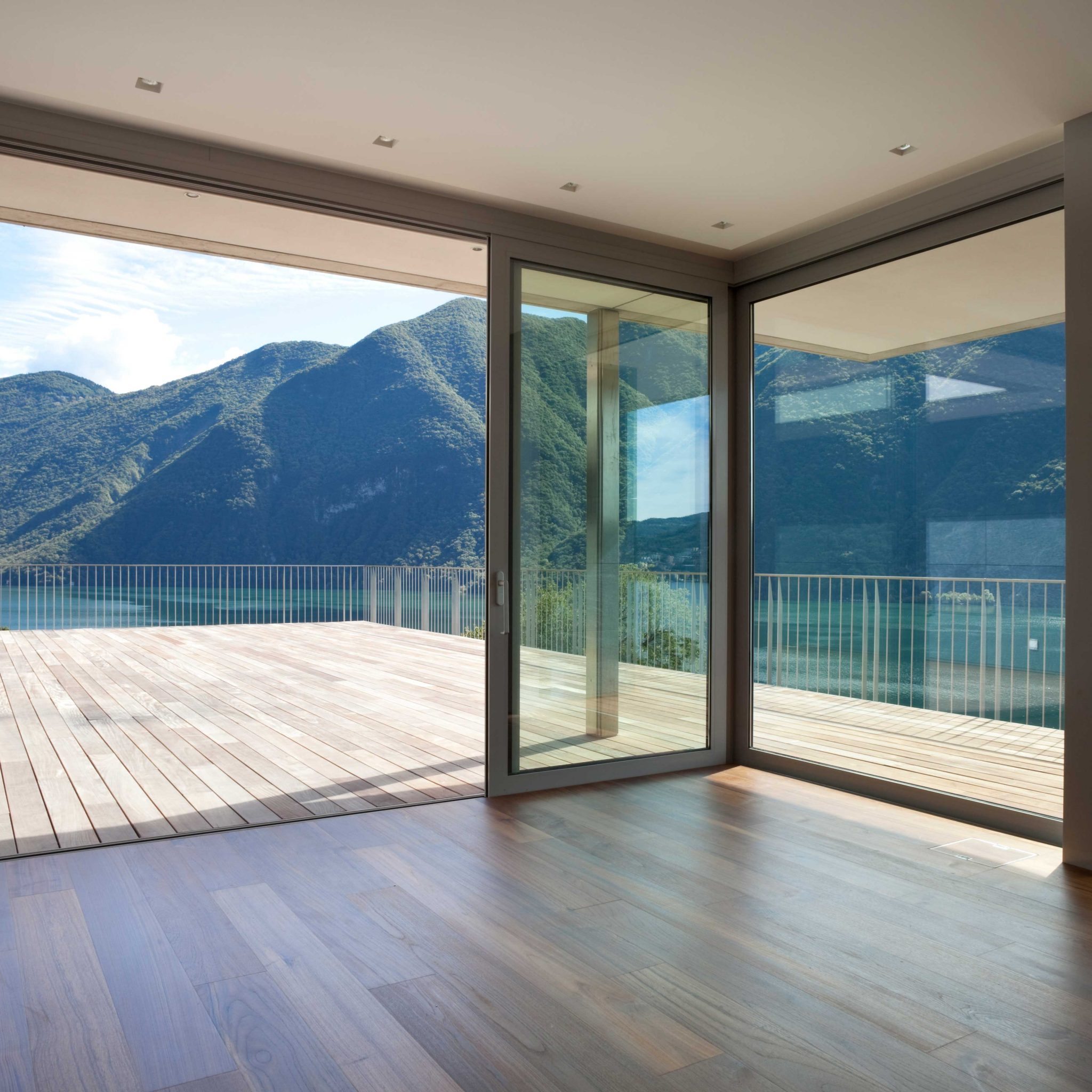 Crystal Clear Window CleaningWindow Cleaning Expertise FL & NY
