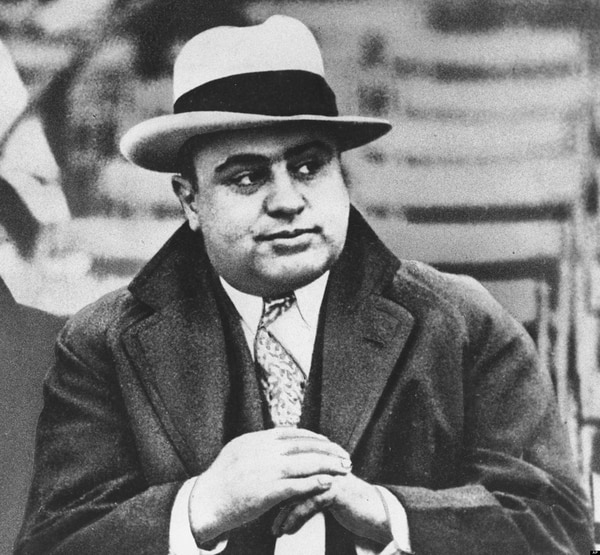 El otro Al Capone una nueva biografía revela la vida privada del más