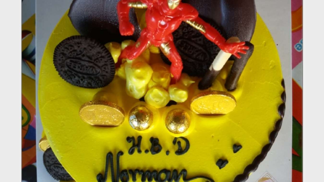 Child's Birthday Cake Dropped On Way Back From Shop The Spoof