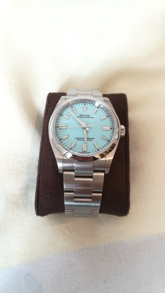 Coin des Affaires Rolex Oyster Perpetual 36mm cadran Tiffany Bleu