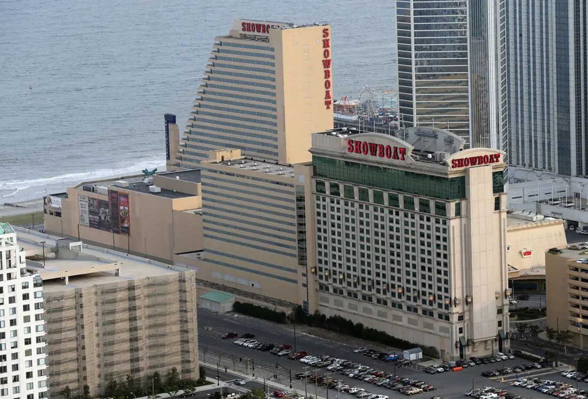 Atlantic City Showboat rooms to be converted to studio apartments