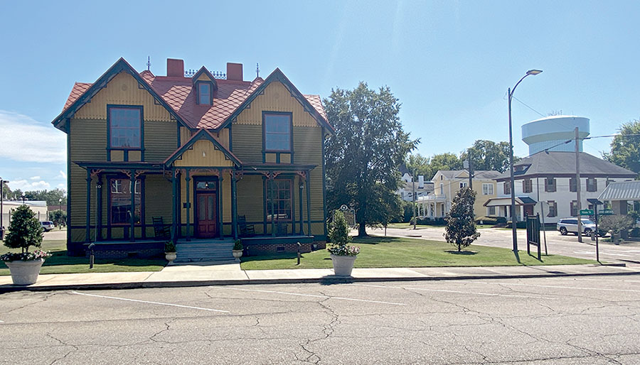 Tennessee Williams statue project picks up steam The Dispatch