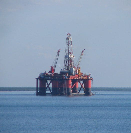 3 possible dangers to offshore oil rigs cDiver