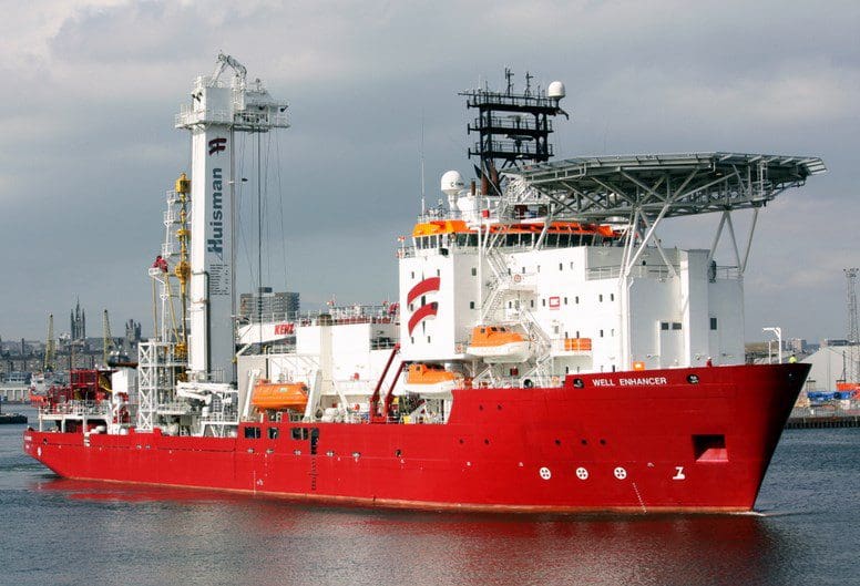 Helix Energy Swings to Loss cDiver