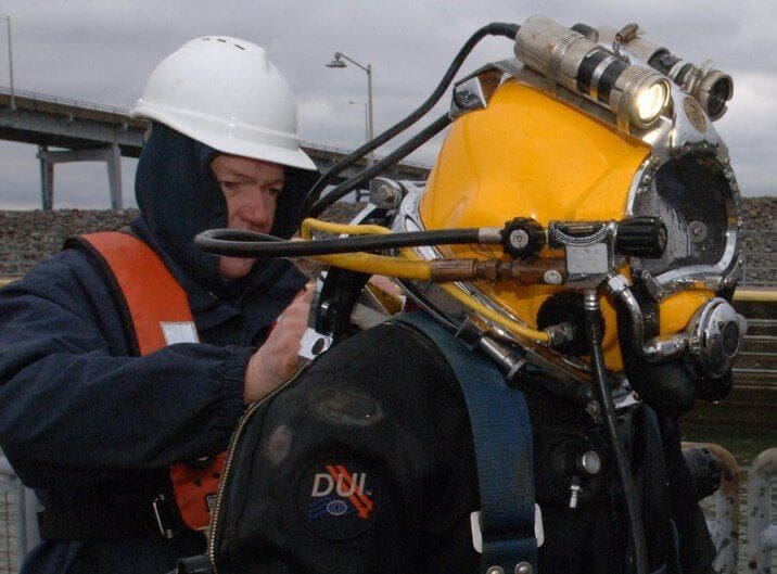 The Vital Importance of Dive Tenders cDiver