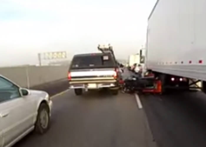 VIDEO Lane Splitting Crash