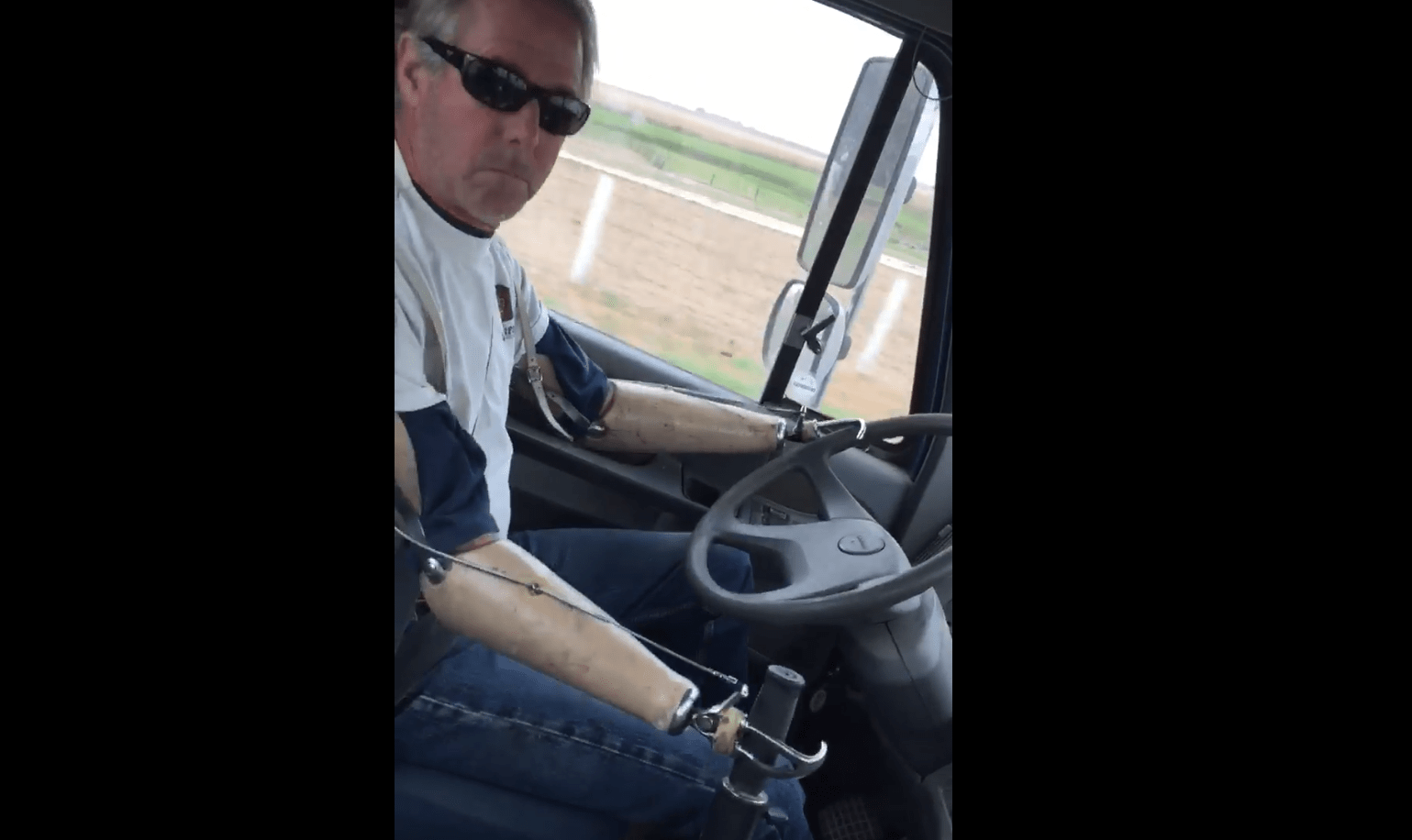 Armless truck driver wins the admiration of the