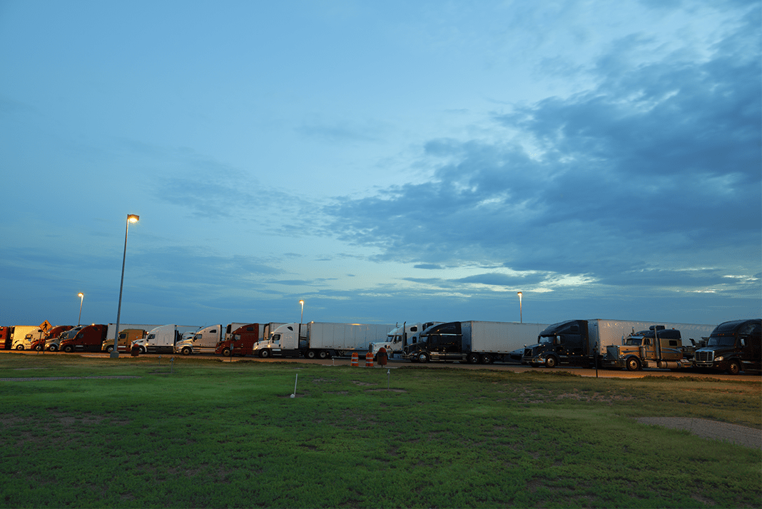 Bill to require mandatory human trafficking training for new truckers