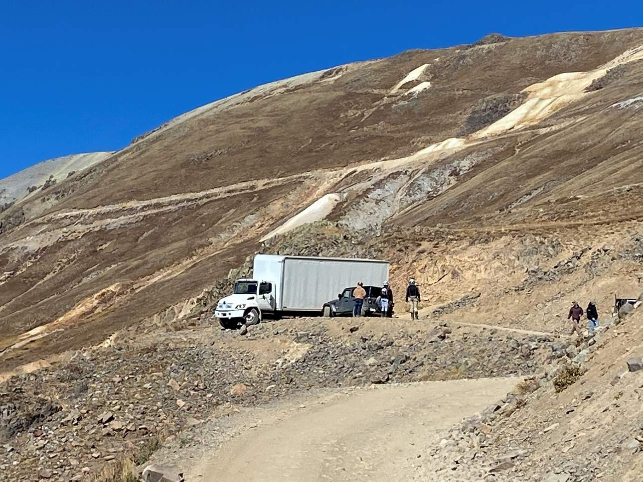 Truck stuck on mountain road ‘isn’t going anywhere any time soon’