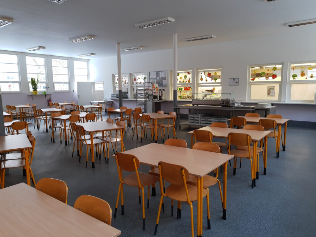 Centrum dětí a mládeže Česká Kamenice, příspěvková organizace Školní