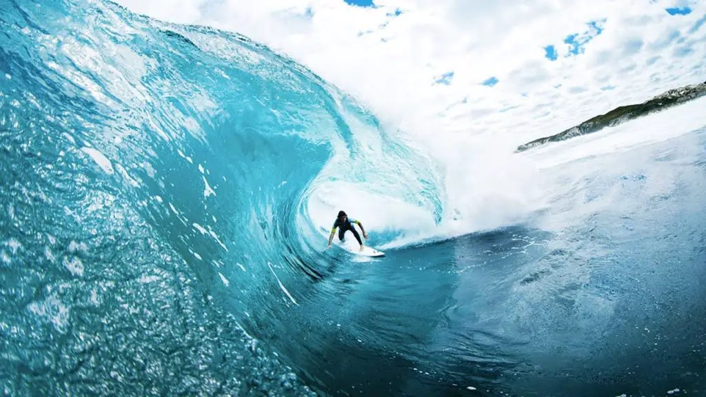 The 5 Best Spots for Legendary Surfing in Australia