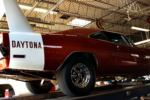 At Discount Muffler, Brake & Automotive in Crystal Lake, IL | SaveOn