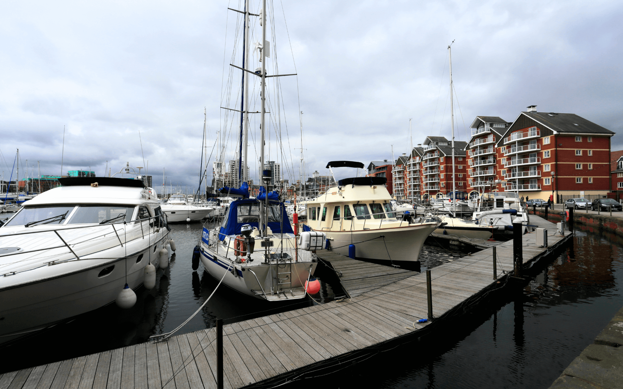 Haven Marina Burton Waters Boat Sales
