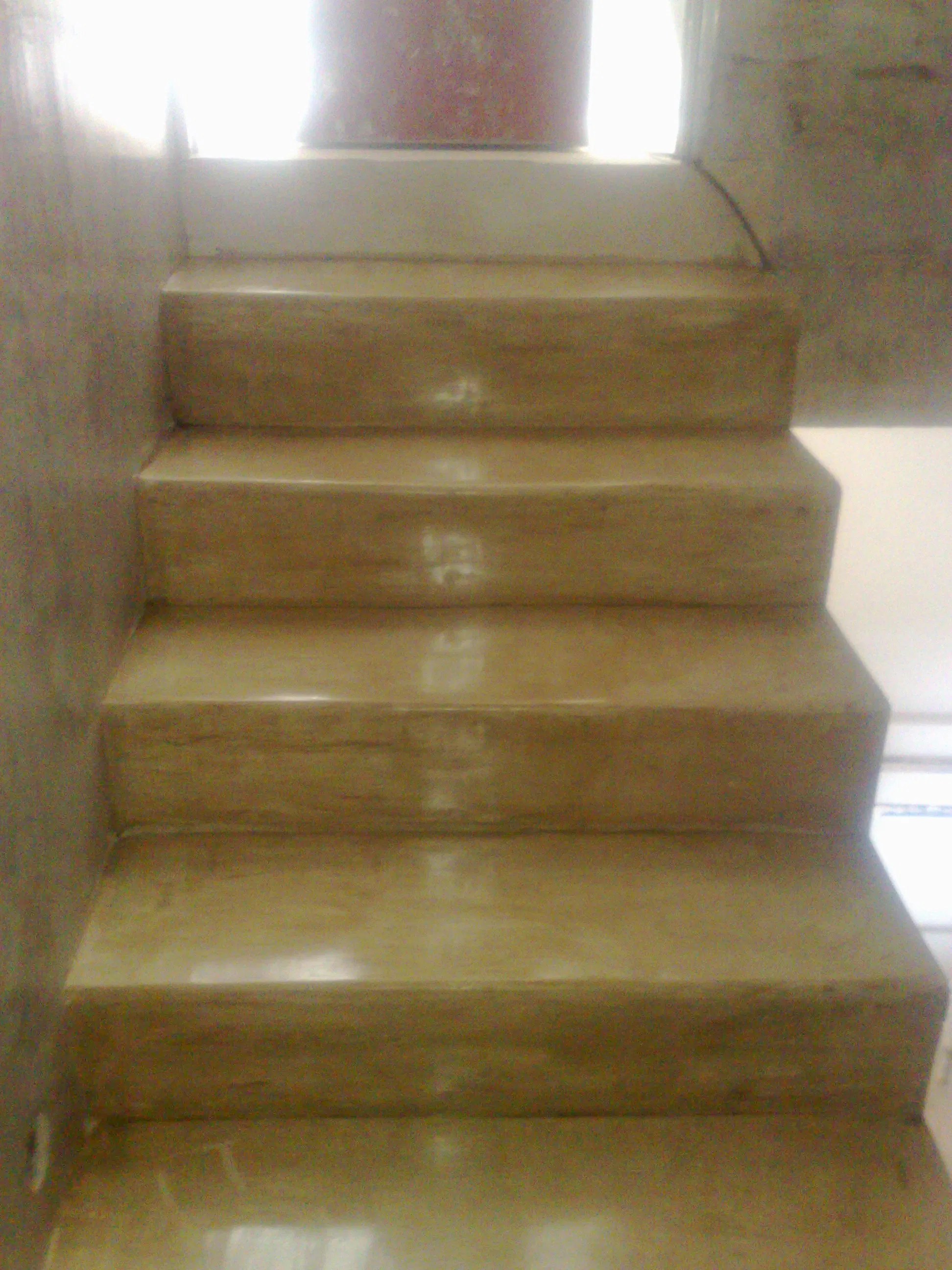 Construction D Un Escalier Interieur Avec Enduit Beton Cire