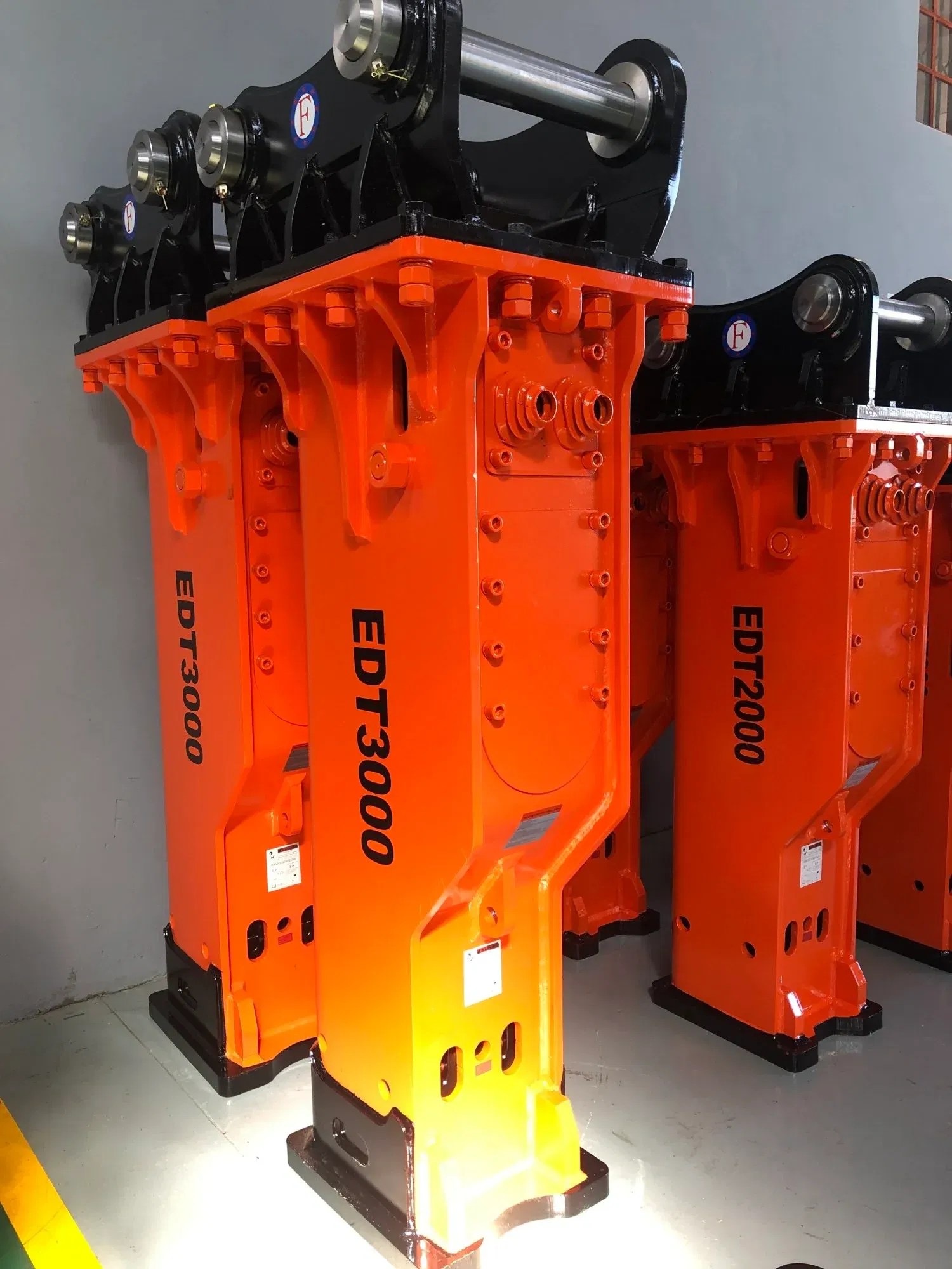 NEW HYDRAULIC HAMMERS FOR SALE Dantesco