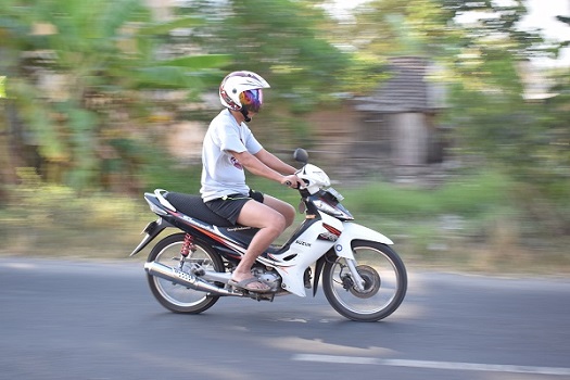 Buat Kamu Yang Menyenangi Fotografi, Berikut Adalah Tutorial Mengambil Foto Panning Untuk Pemula