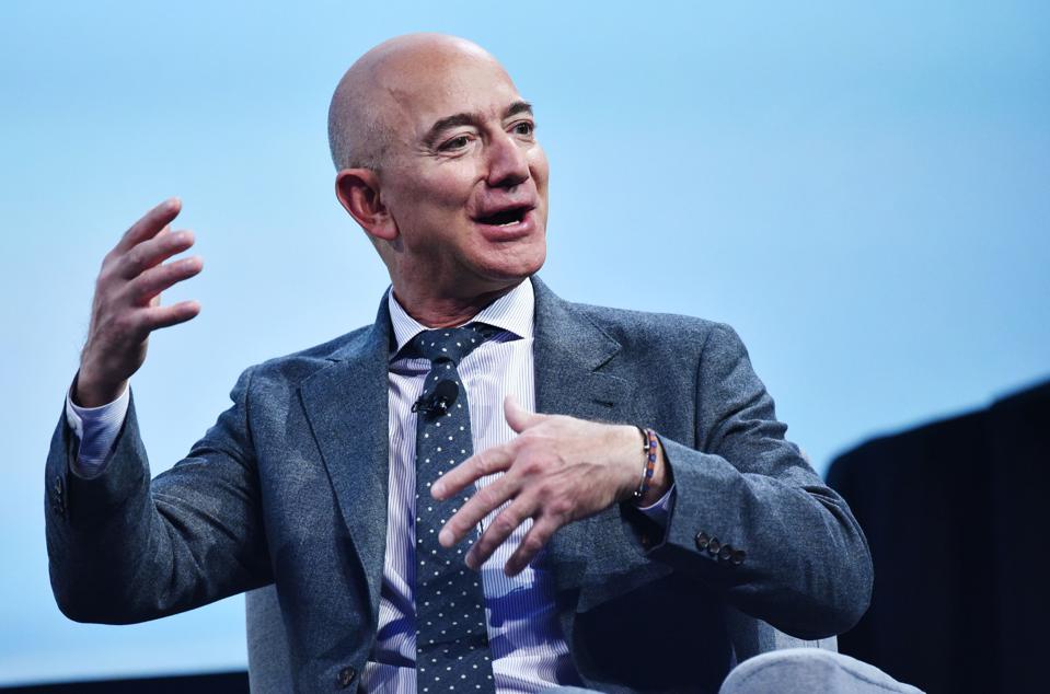 Kisah Sukses Jeff Bezos yang Hartanya Lebihi APBN