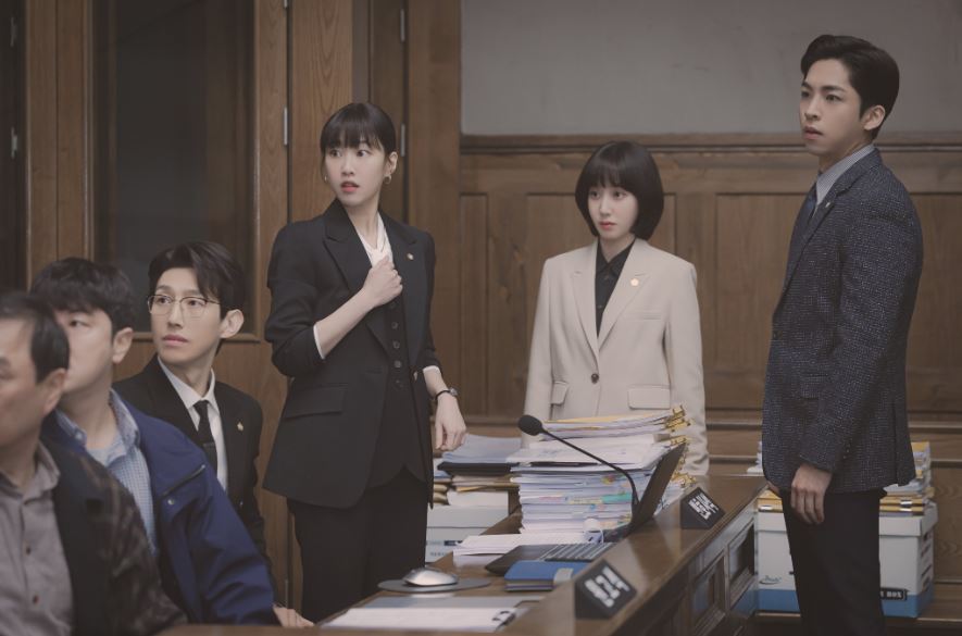 5 Alasan Wajib Nonton Drama Extraordinary Attorney Woo, yang Sedang Viral