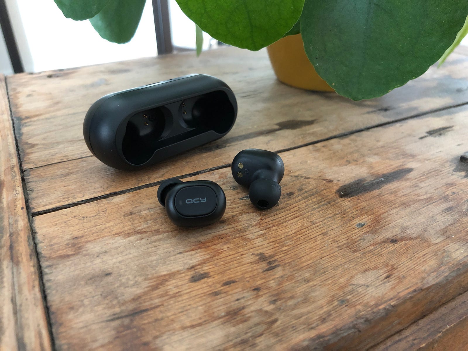 The best TWS true wireless earbuds under 50 Bart Breij Medium