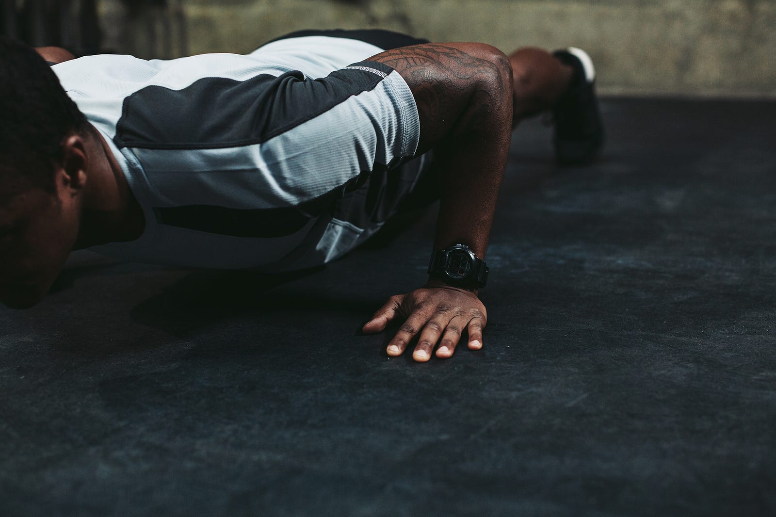 Exercises You Can Do With an injury Broken Thumb Sworkit Medium Exercises You Can Do With an injury Broken Thumb Sworkit Medium