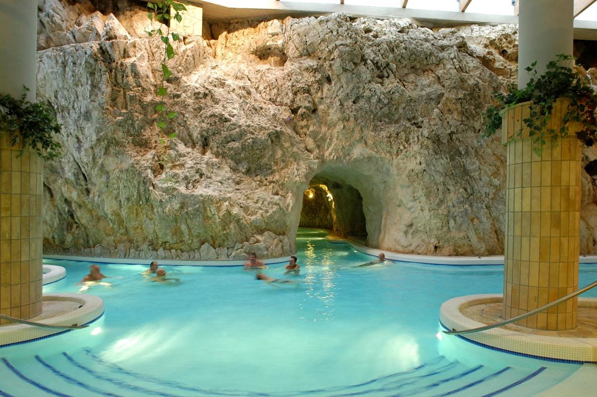 5 facts about the unique cave bath of Miskolctapolca (Hungary)