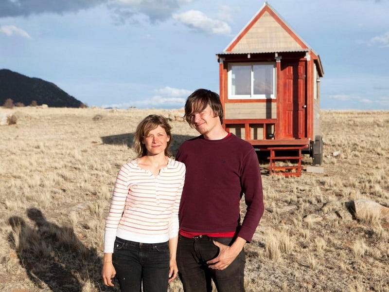 DEAR PEOPLE WHO LIVE IN FANCY TINY HOUSES Lauren Modery Medium