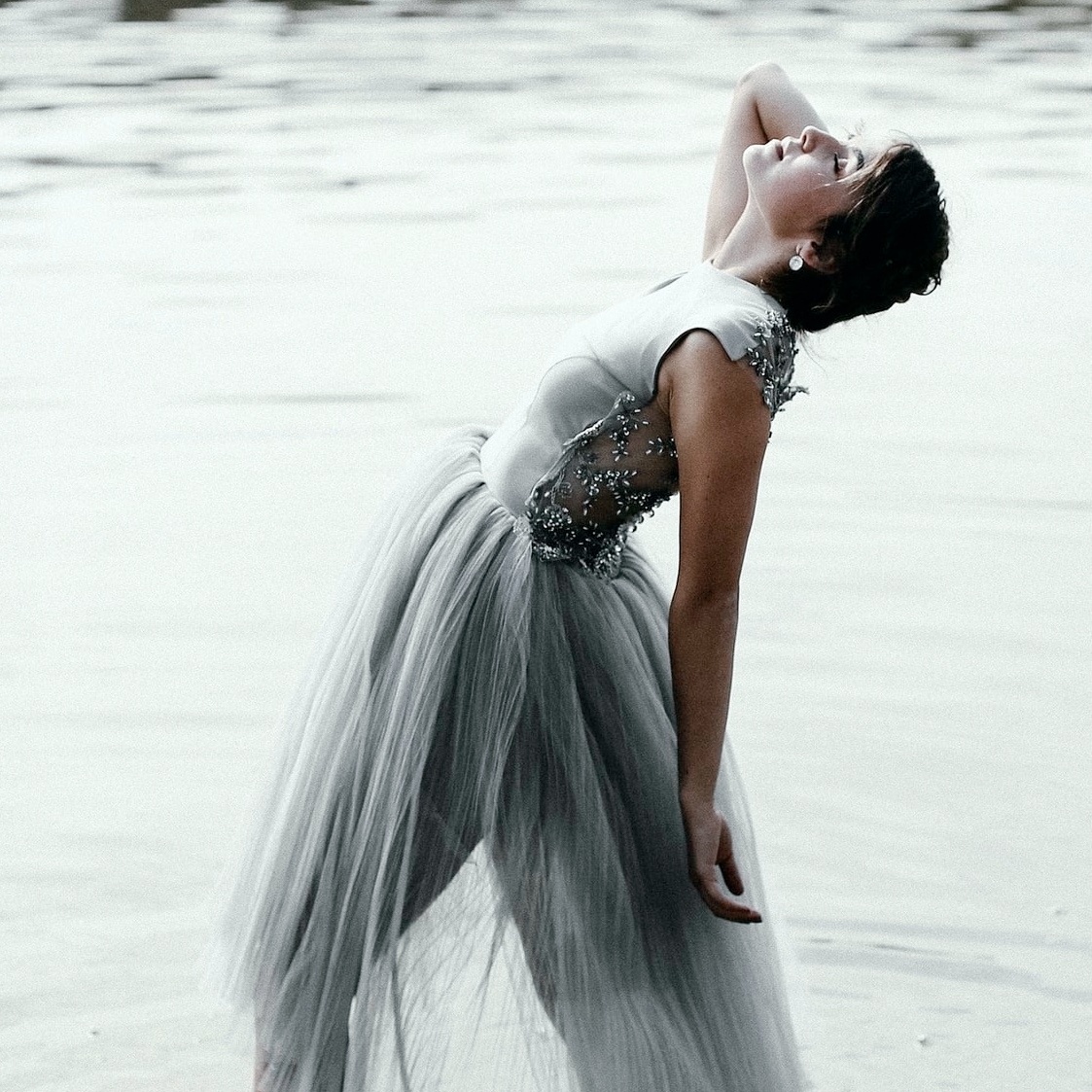 Best Ways to Pose for Pictures