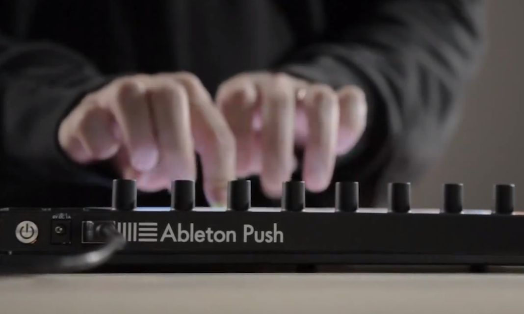 Playing Notes and Chords with Push Ableton