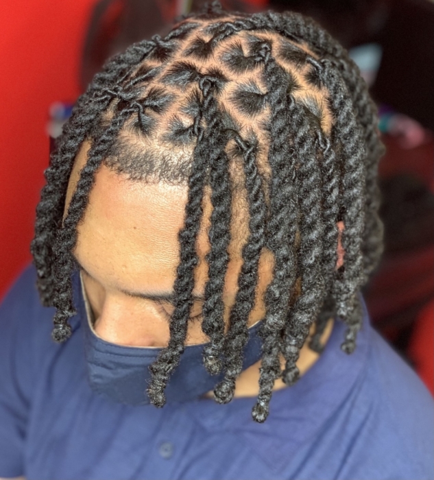 Schedule Appointment with Hair By Daryan