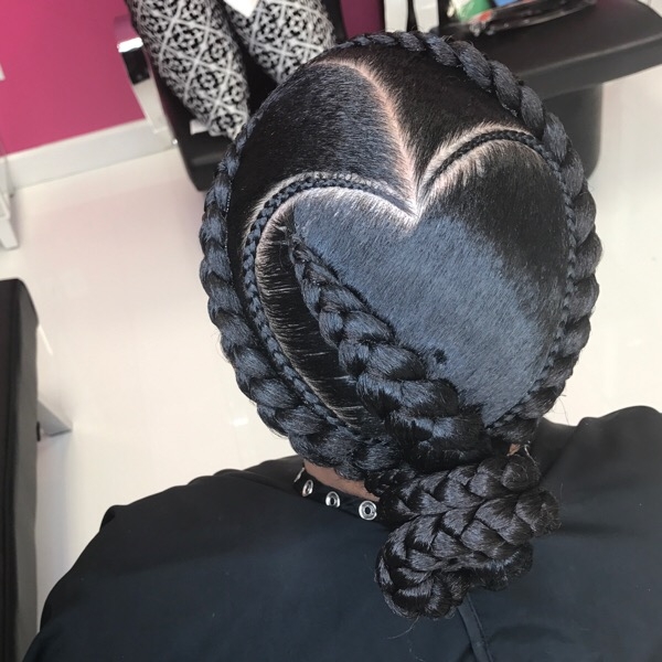 Schedule Appointment with Duchess Braids & Beauty Bar