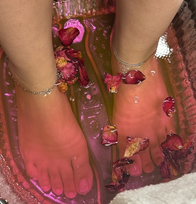 Schedule Appointment with Elegant Tips