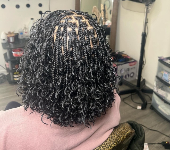 mama's hair braiding on 71st and western