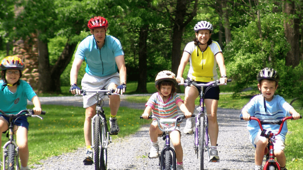 Top 10 Facts About Bike Safety! Fun Kids the UK's children's radio