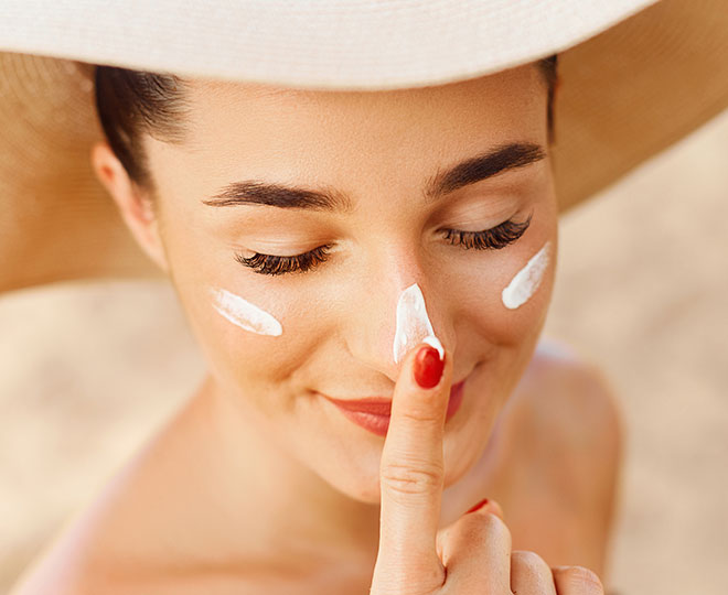 SPF & Acne Can Sunscreen Clog Pores & Cause Acne? Proactiv®