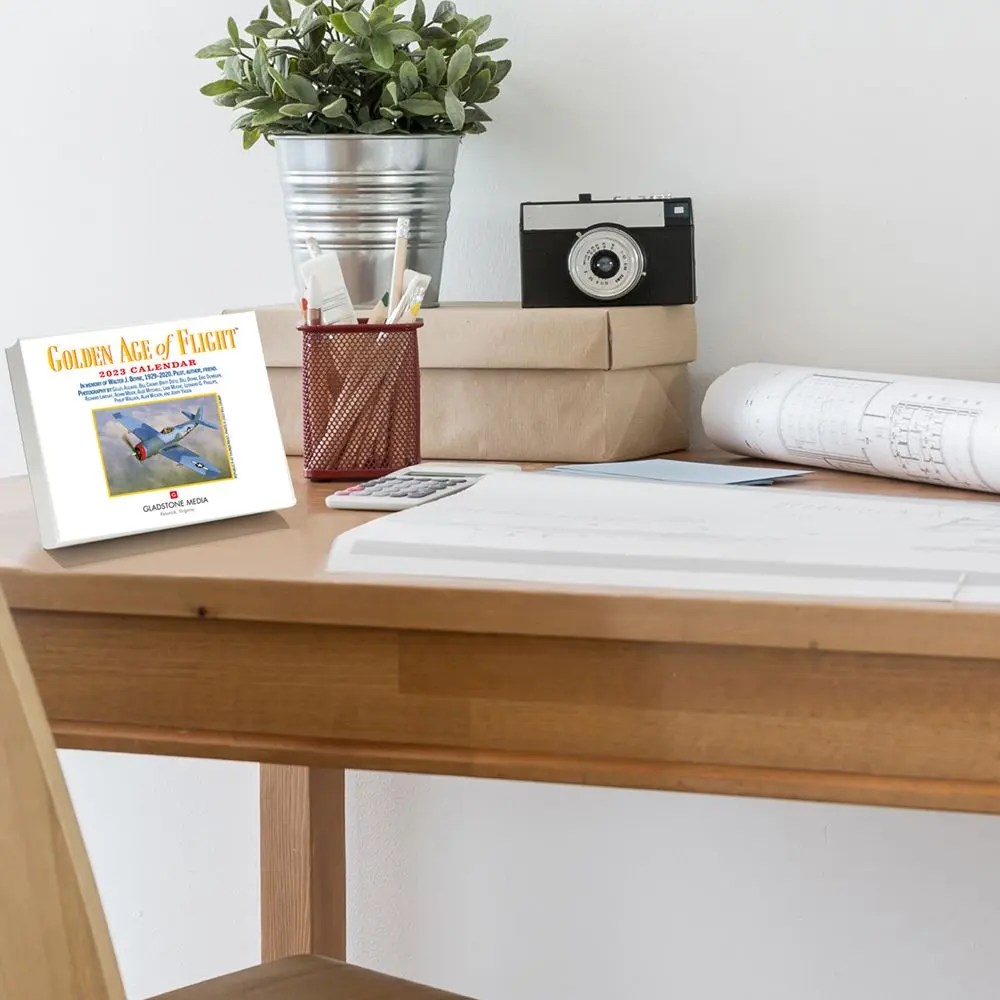 Golden Age of Flight 2023 Desk Calendar