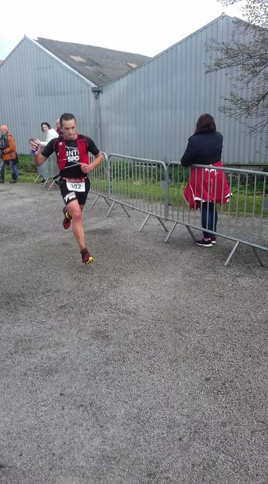 Résultat trail de la Vallée des Seigneurs victoire de Eddy Huitlec