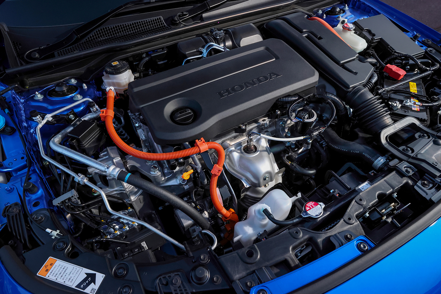 シビックeHEVリヤ 〜 画像3 コンセプトは”爽快スポーツeHEV”！ ホンダがハイブリッドモデルの新型「シビック eHEV」を