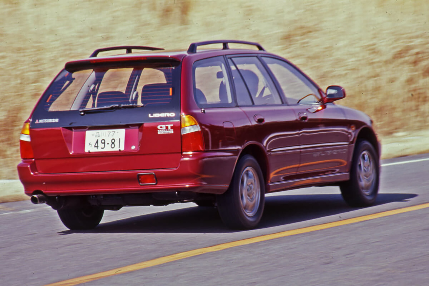 ブームに乗って登場したけど……結果は残念！ 「いぶし銀すぎた」三菱リベロというステーションワゴン[写真2] goo 自動車