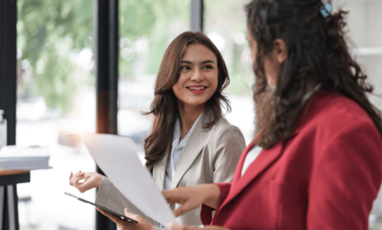 What does the project manager do? What does the project manager do?