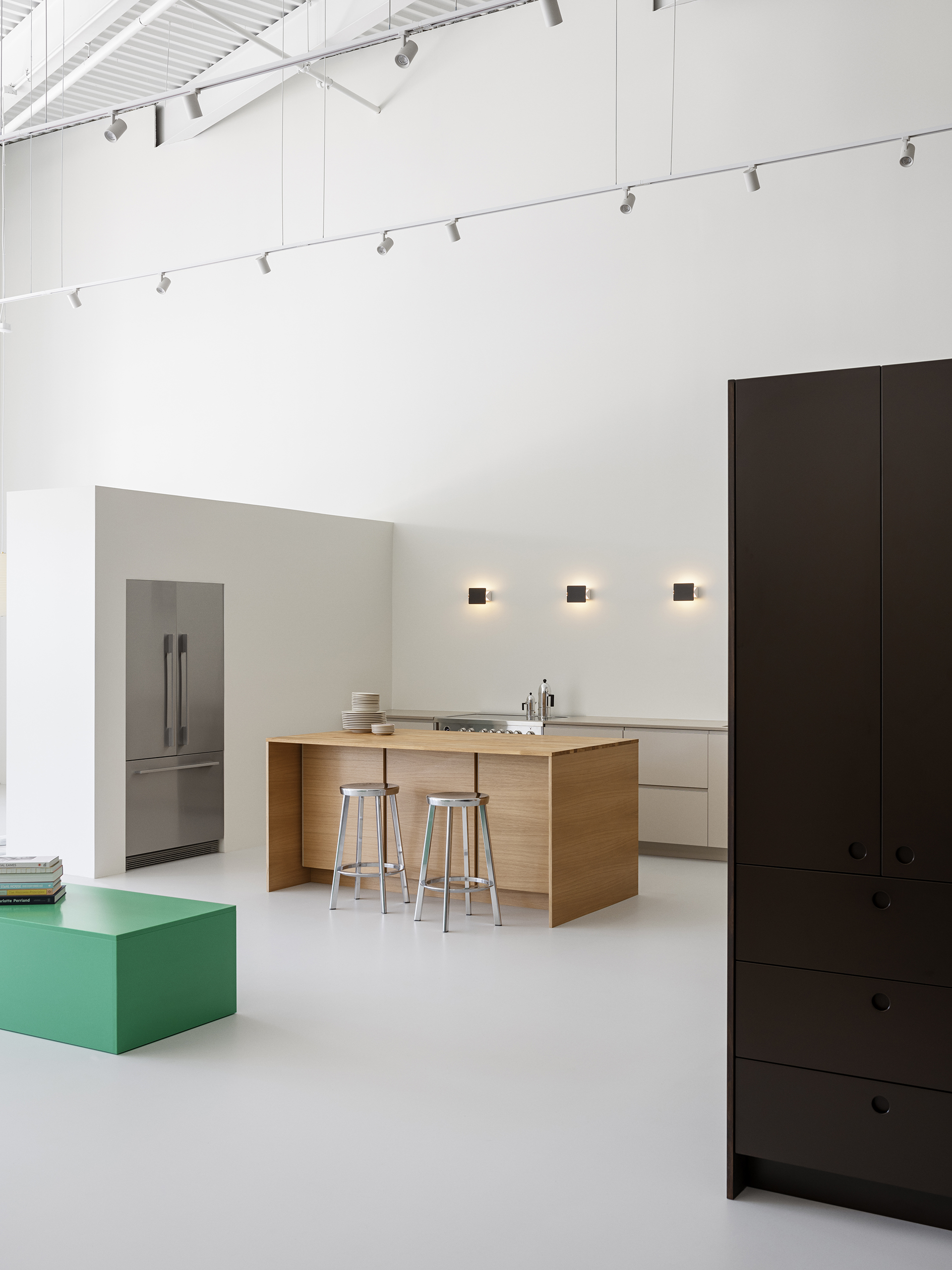Kitchen Party in Showroom Dumbo I Reform
