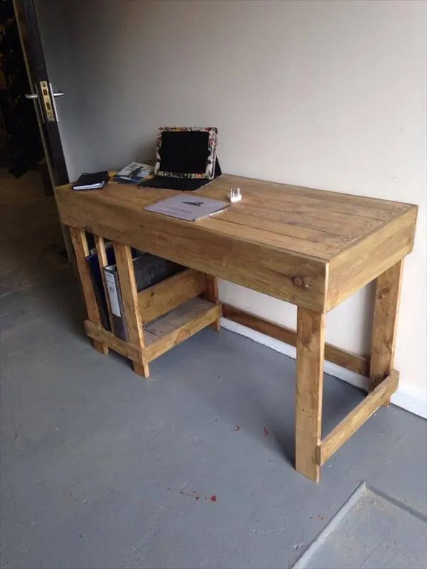 Comfortable Diy Wooden Desk For Small Space