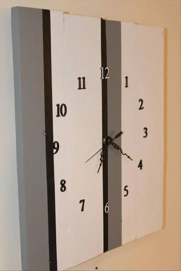 DIY Pallet Wood Wall Clock 101 Pallets